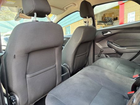 2015 Ford Focus - photo 11