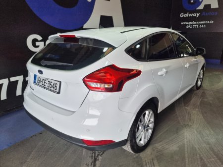 2015 Ford Focus - photo 16