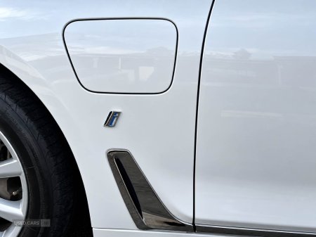 2017 BMW 7-Series - photo 22