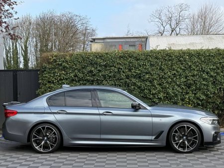 2018 BMW 5-Series - photo 2