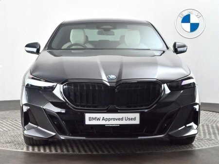 2024 BMW 5-Series - photo 16