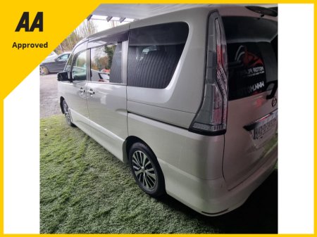 2014 Nissan Serena - photo 4