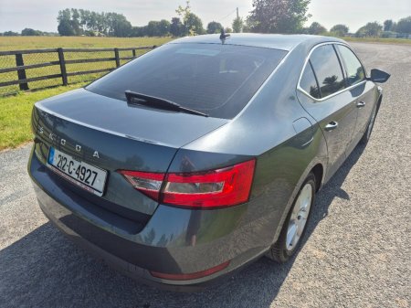 2021 Skoda Superb - photo 4