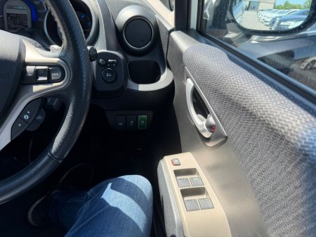 2011 Honda Fit - photo 11