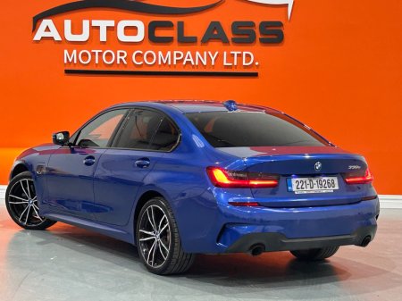 2022 BMW 3-Series - photo 10