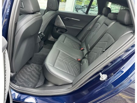 2025 BMW 5-Series - photo 18