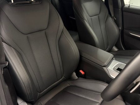 2025 BMW 3-Series - photo 11
