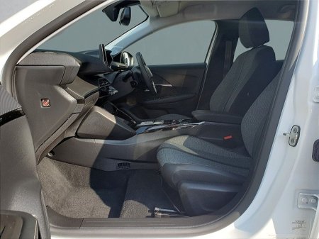 2025 Peugeot 208 - photo 6