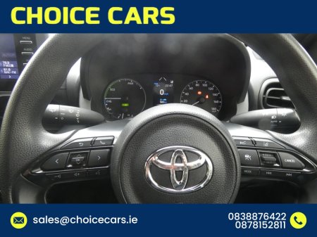 2022 Toyota Yaris - photo 9