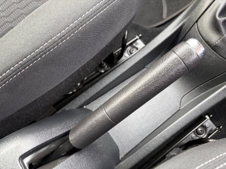 2019 Peugeot 208 - photo 26