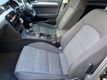 2021 Volkswagen Passat - photo 13