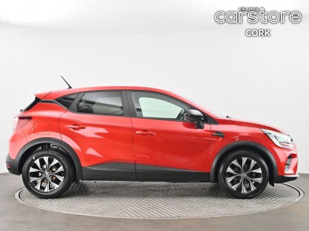 2024 Renault Captur - photo 2