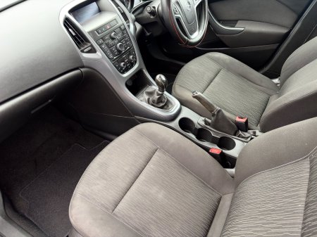 2016 Opel Astra - photo 10