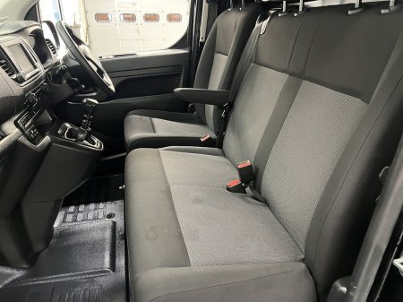 2023 Citroen Dispatch - photo 13