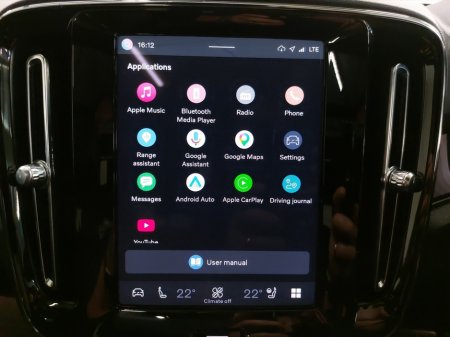 2022 Volvo XC40 - photo 16