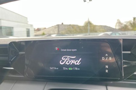 2025 Ford Capri - photo 13