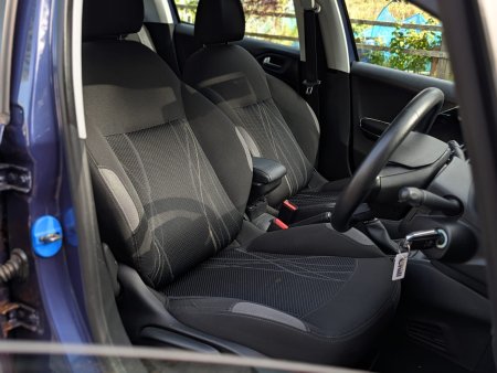 2014 Peugeot 208 - photo 18