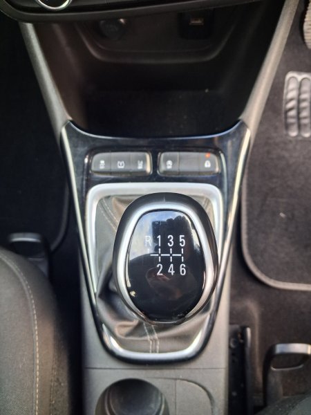 2022 Opel Crossland - photo 18