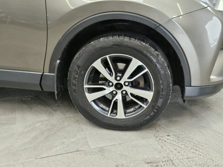 2016 Toyota RAV4 - photo 6