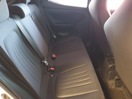 2021 Toyota Yaris - photo 11