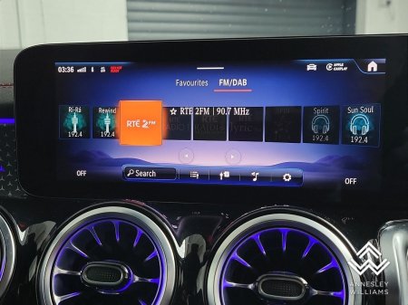 2025 Mercedes-Benz EQB - photo 17