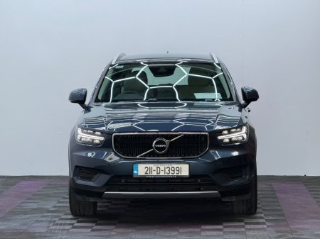 2021 Volvo XC40 - photo 2