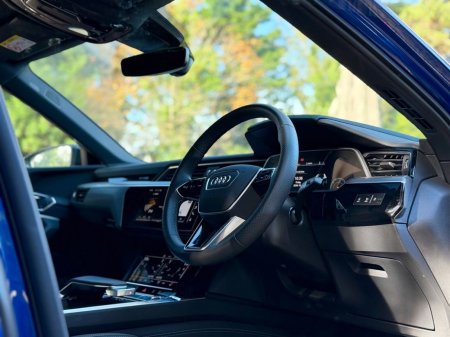 2023 Audi Q8 e-tron - photo 15
