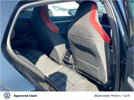 2026 Volkswagen Golf - photo 7