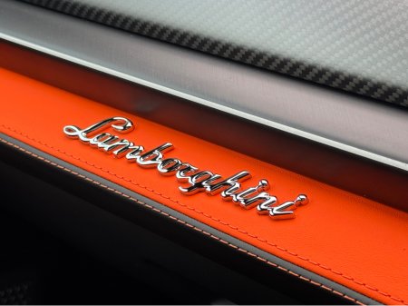 2025 Lamborghini Urus - photo 43
