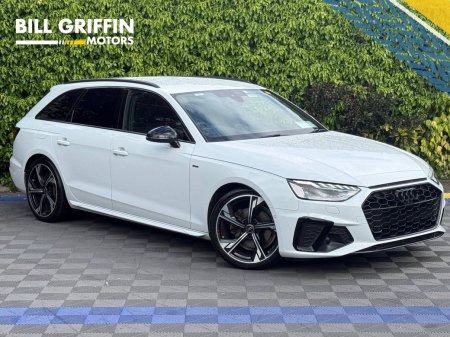 2023 Audi A4 S-LINE BLACK EDITION AVANT 2.0 TDI // 360 PARKING CAMERAS // S-LINE HEATED SPORT SEATS // 19" DIAMON