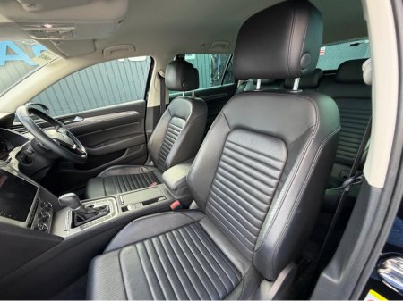 2019 Volkswagen Passat - photo 39