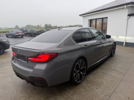 2022 BMW 5-Series - photo 4