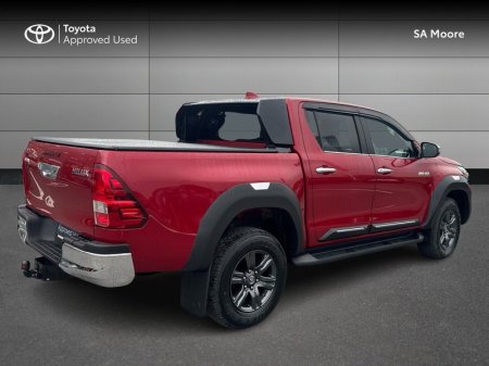 2026 Toyota Hilux - photo 2