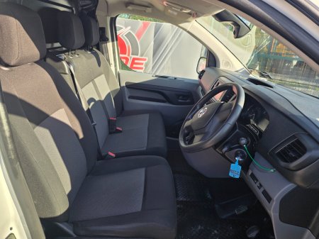 2022 Vauxhall Vivaro - photo 8