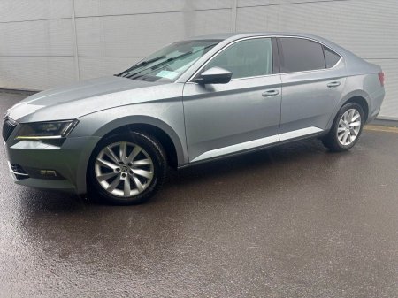 2016 Skoda Superb - photo 4