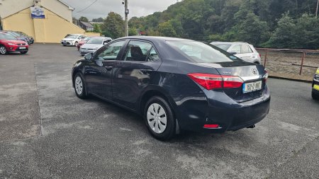 2015 Toyota Corolla - photo 5