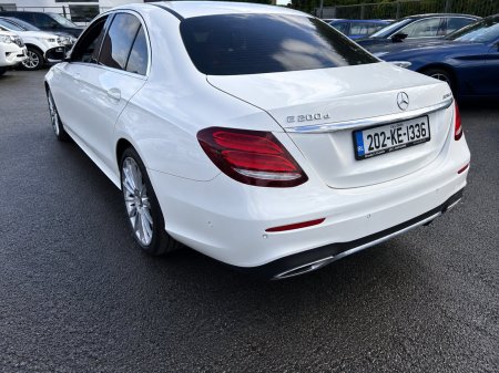 2020 Mercedes-Benz E-Class - photo 12