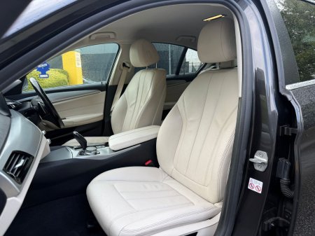 2018 BMW 5-Series - photo 15