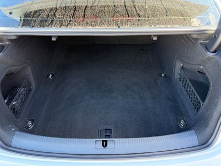 2017 Audi A4 - photo 38
