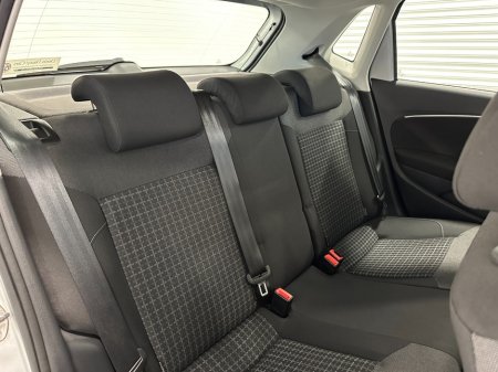 2014 Volkswagen Polo - photo 33