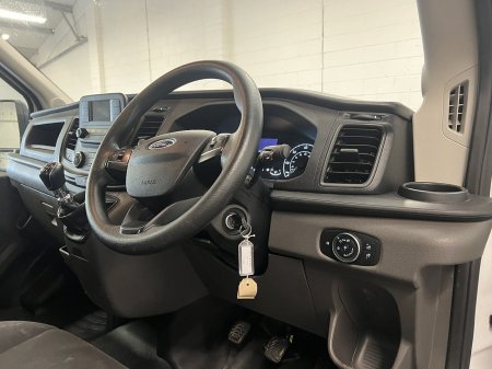 2022 Ford Transit - photo 3