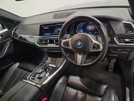 2022 BMW X5 - photo 6