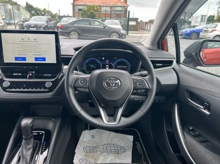2025 Toyota Corolla - photo 9
