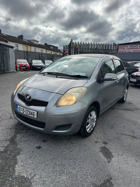 2007 Toyota Vitz - photo 17