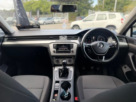 2015 Volkswagen Passat - photo 3