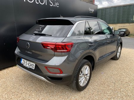 2023 Volkswagen T-Roc - photo 3