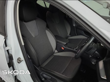 2025 Skoda Octavia - photo 24