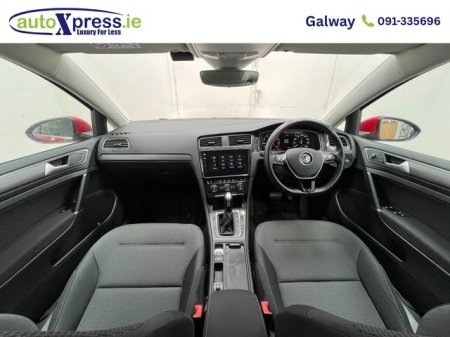 2020 Volkswagen Golf - photo 2