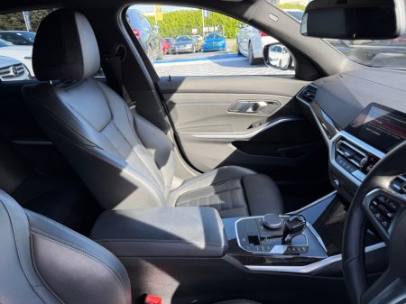 2019 BMW 3-Series - photo 23