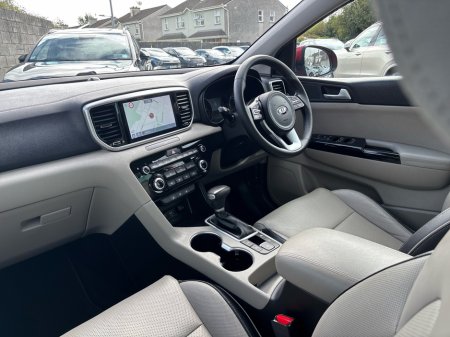 2021 Kia Sportage - photo 3